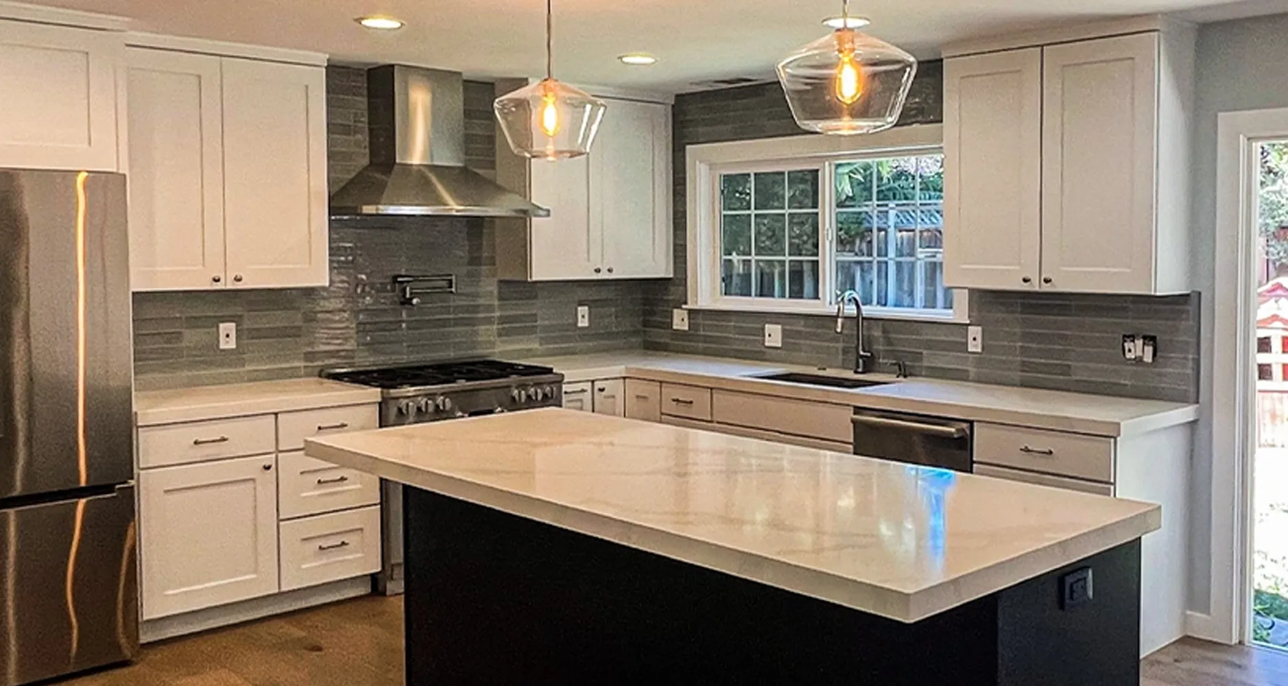 Proyecto de jardín y área exterior remodelada